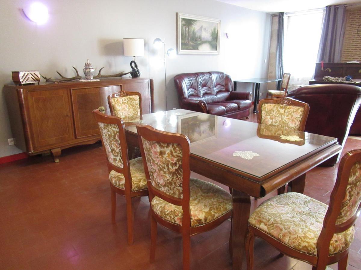 Maison Ancienne Renovee Tout Confort Narcy Екстериор снимка
